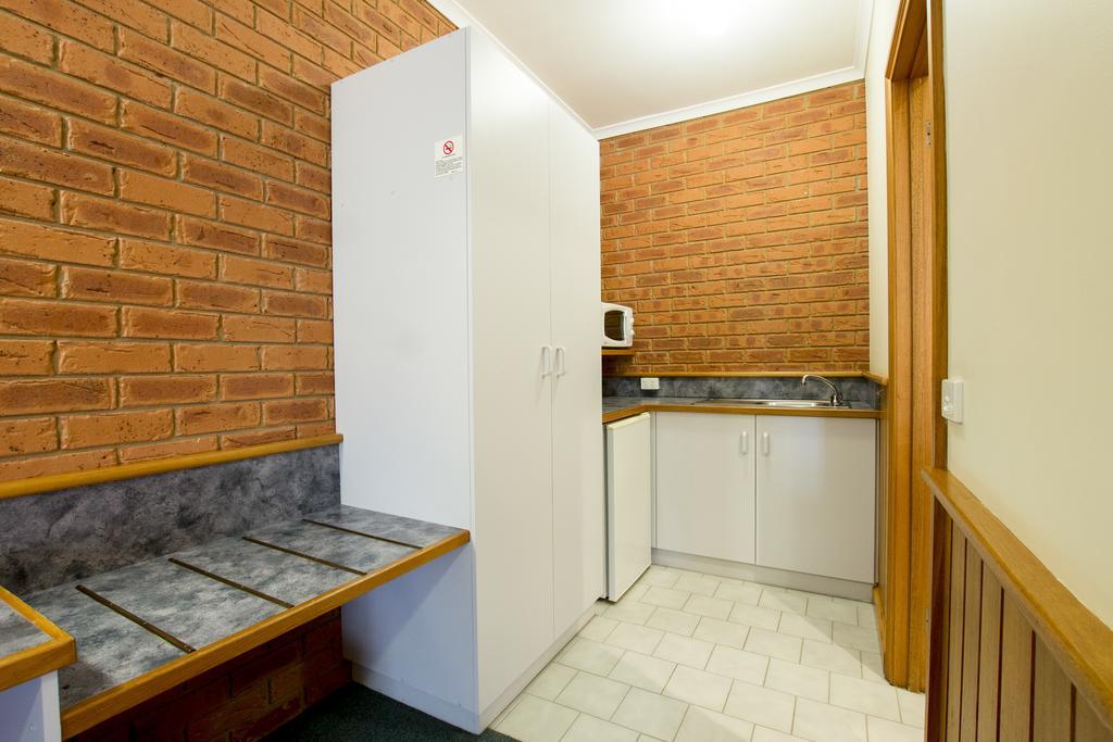 Golden River Motor Inn Moama Exterior photo